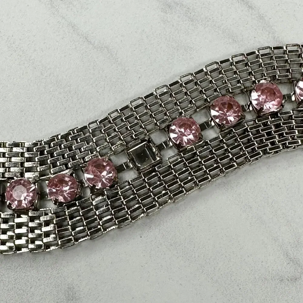 Pink Rhinestone Silver Tone Mesh Chain Belt Medium/Large (M/L) NWT w/ Defects ✨